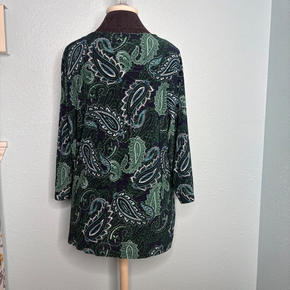 Croft & Barrow Plus Size Paisley Blouse - Picture 3 of 10